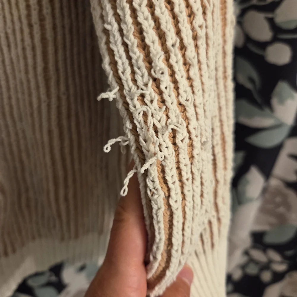 Aerie Spread Collar Textured Sweater - Picture 5 of 5